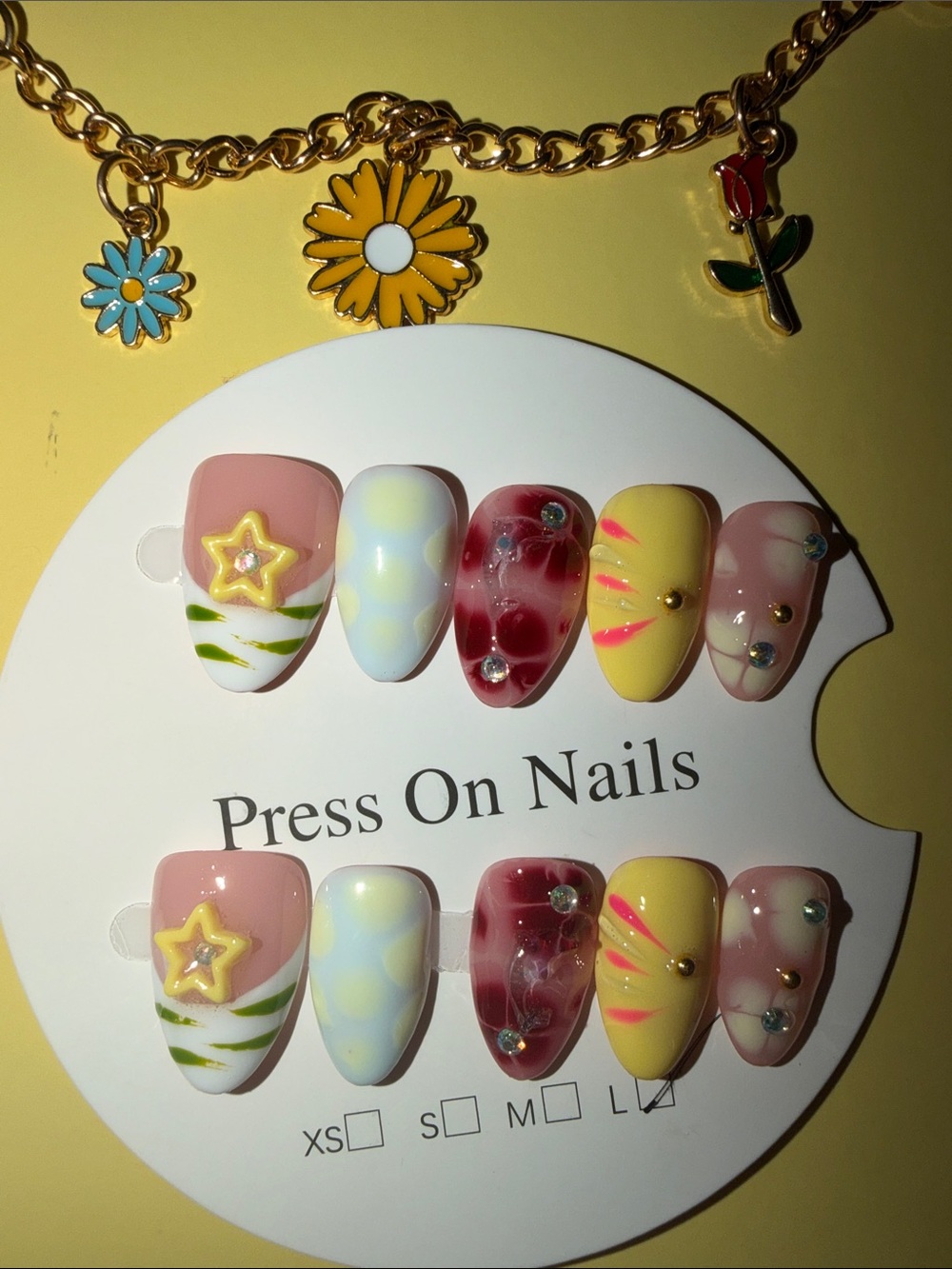 Colorful Floral & Star Press-On Nail Set - Pink, Yellow, Blue, Red, White
